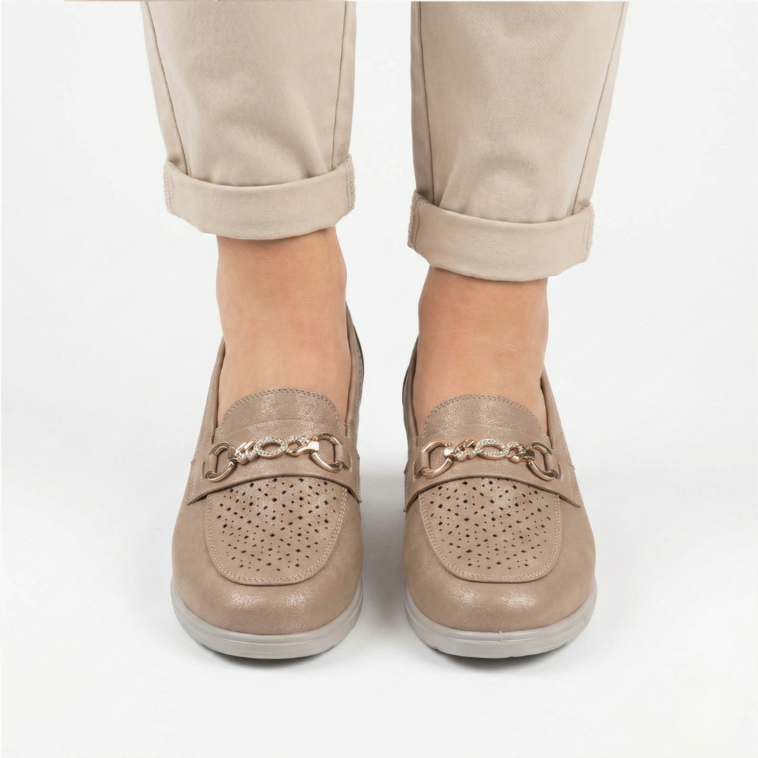 Kaki / 41