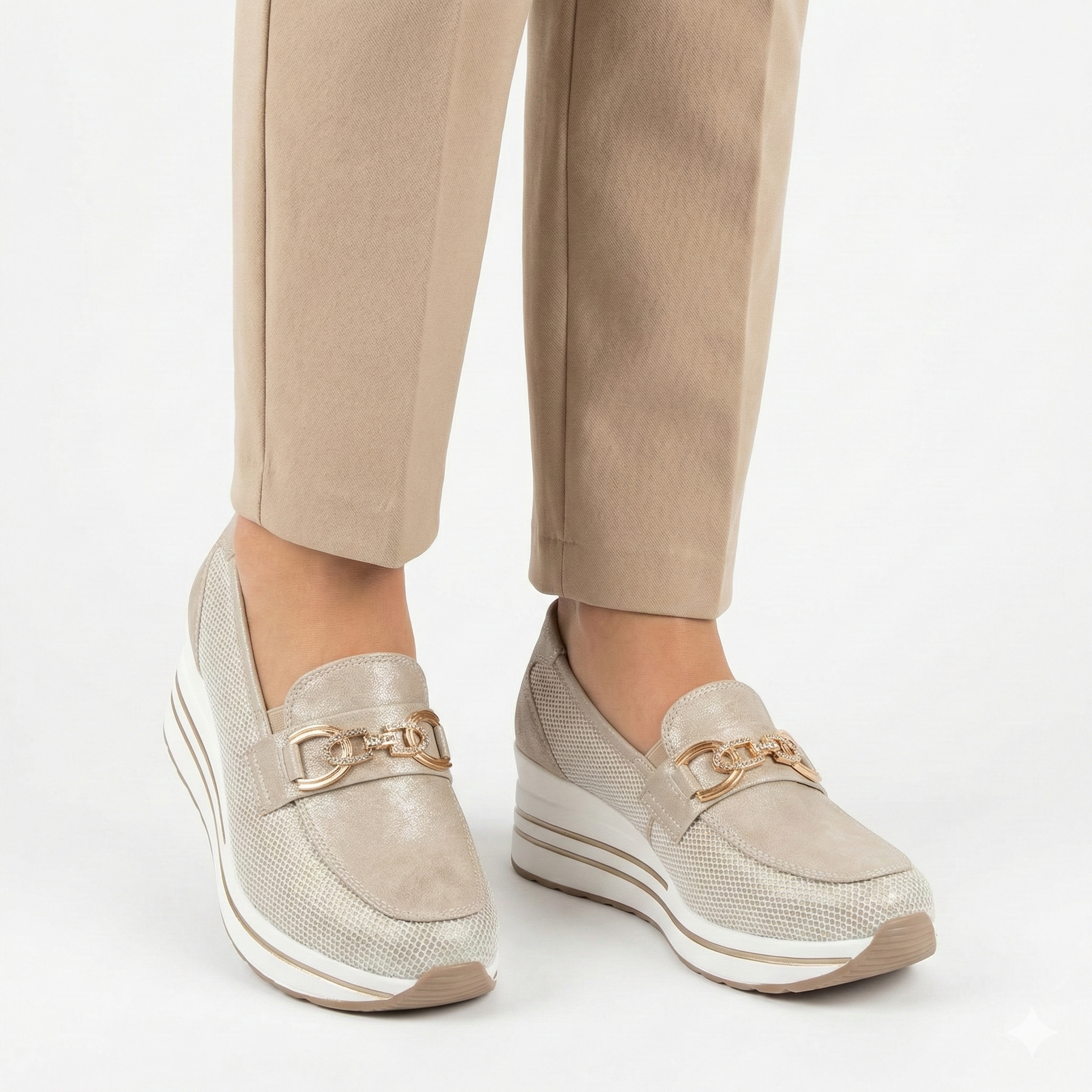 Beige / 35