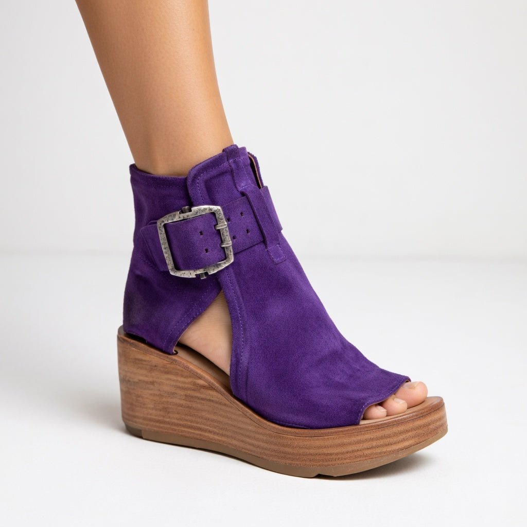 Violet / 43