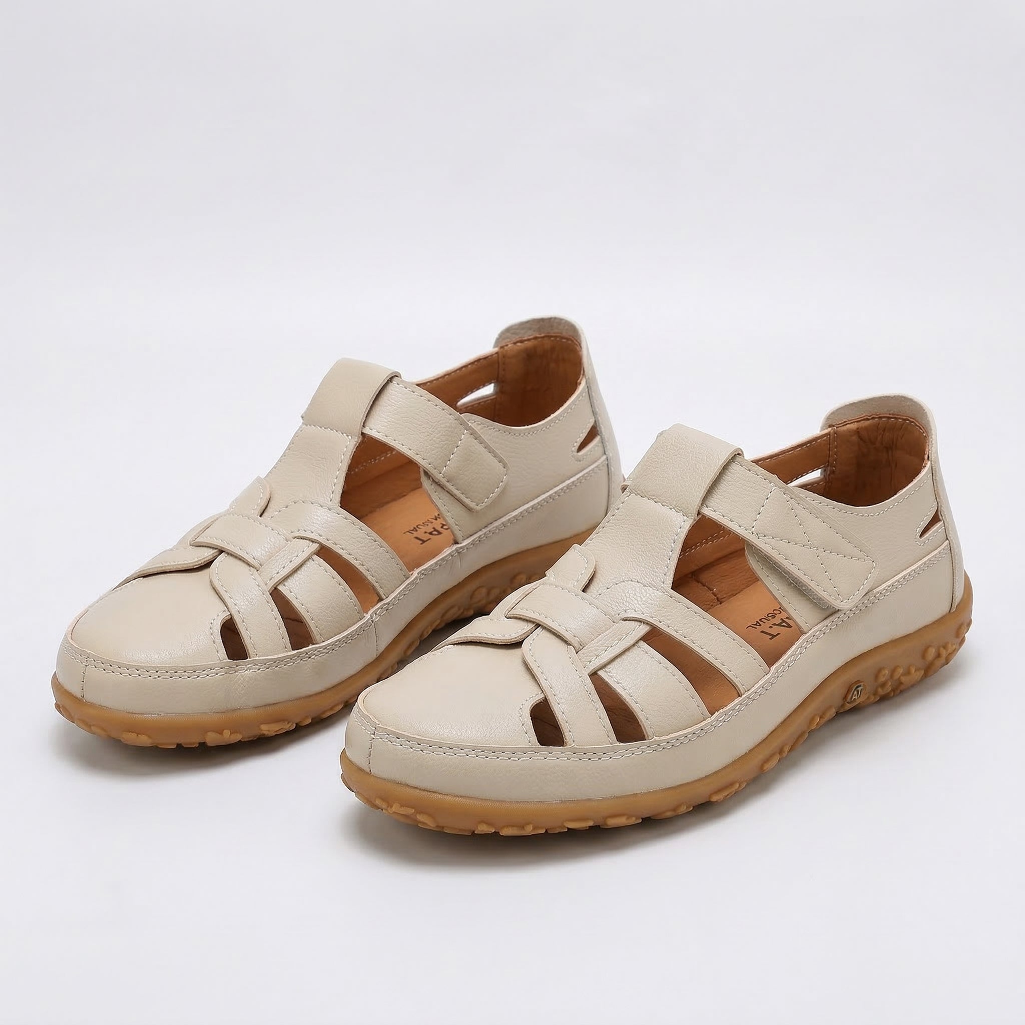 Beige / 35