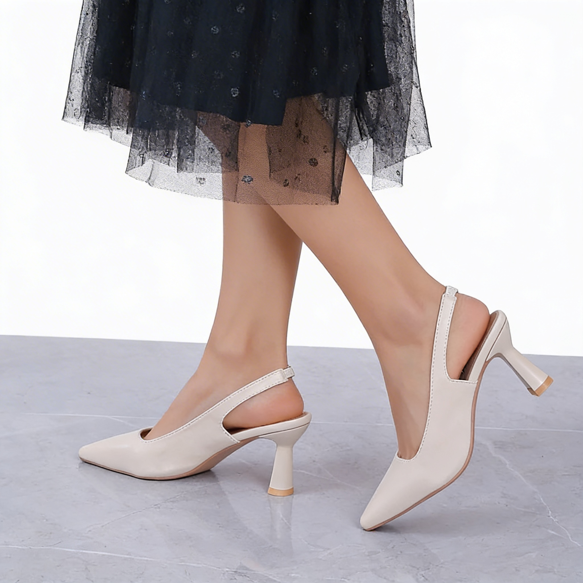 Beige / 35